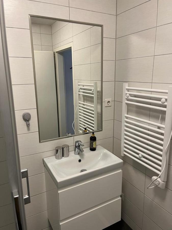 Cafesahne U Pension Dranske Buitenkant foto