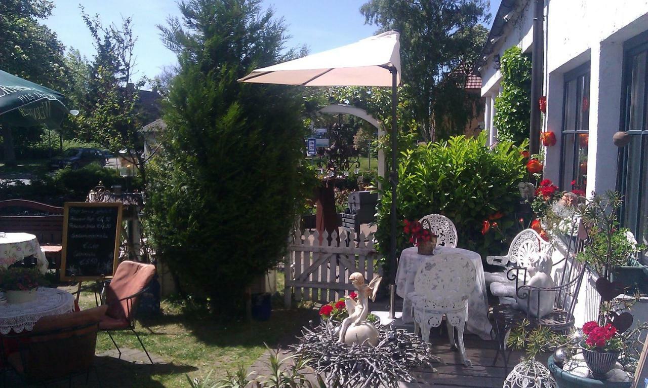 Cafesahne U Pension Dranske Buitenkant foto