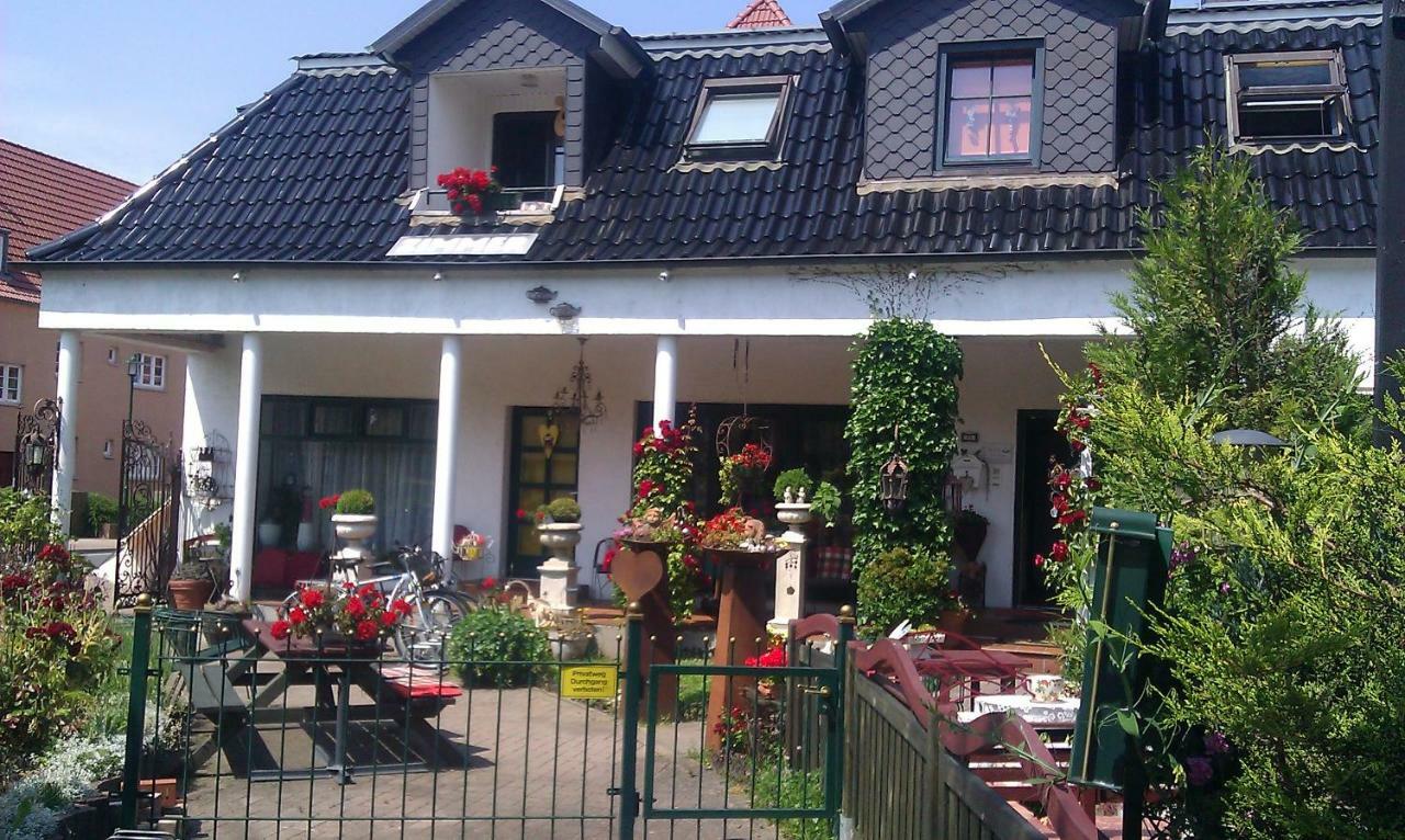 Cafesahne U Pension Dranske Buitenkant foto